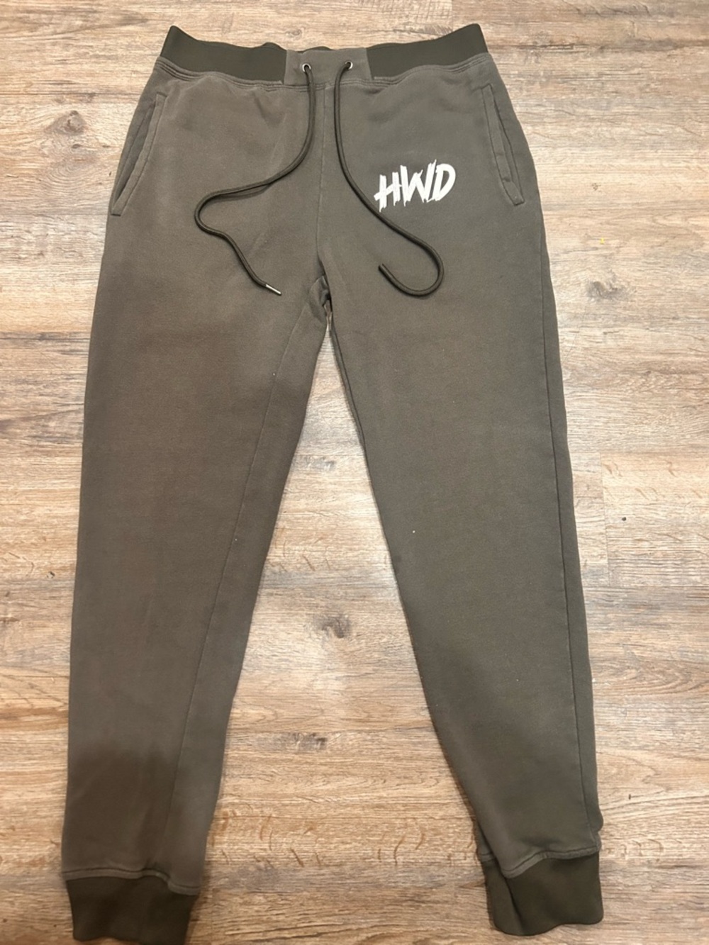 Hard Work Dreams Men’s Large Drawstring Jogger Pants